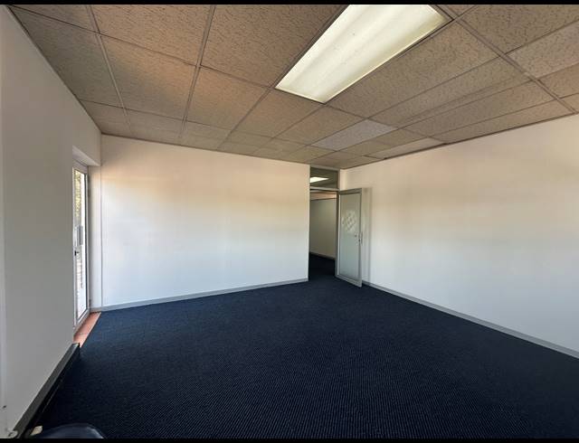 29M² OFFICE TO LET IN CENTURION CENTRAL